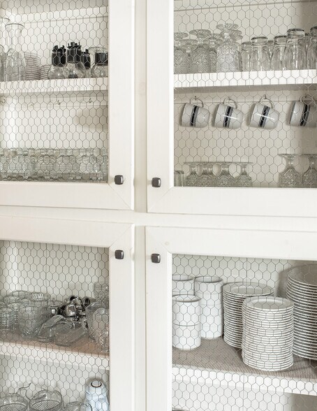 More Photos Of 477 W First St, Blue Ridge Hospitality For Sale