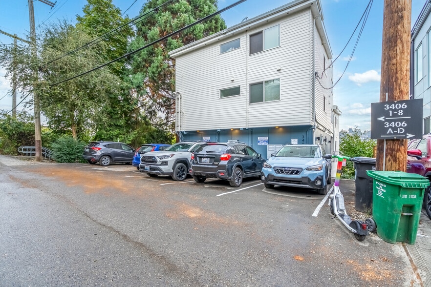 More Photos Of 3402 15th Ave W, Seattle Apartments For Sale