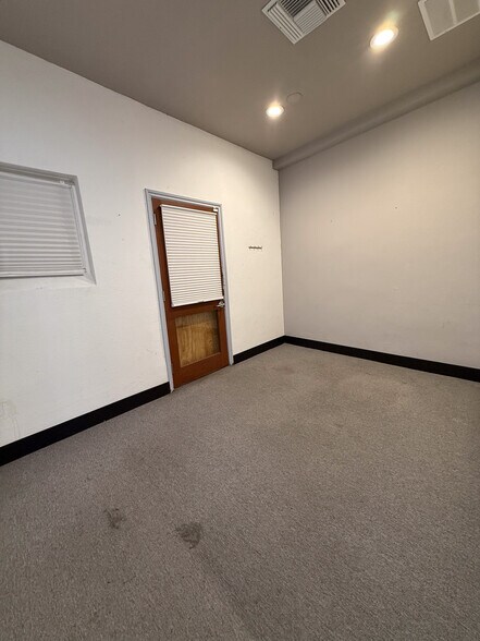 More Photos Of 10931 W Pico Blvd, Los Angeles Storefront Retail Office For Sale