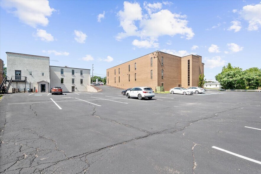 More Photos Of 3578 Brodhead Rd, Monaca Unknown For Lease