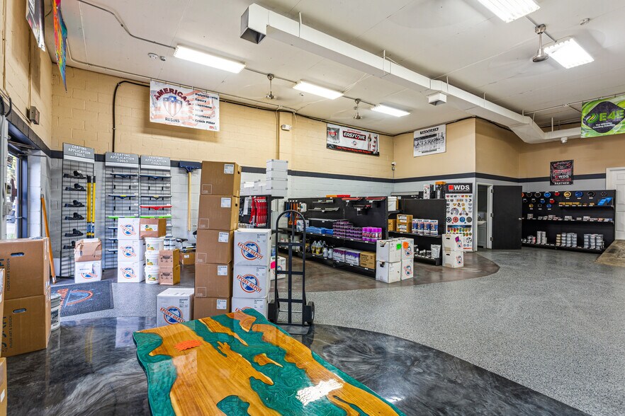 More Photos Of , Broomall Flex For Sale