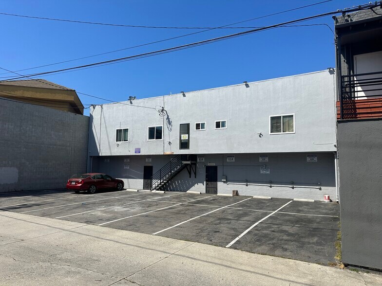 More Photos Of 612-620 E Manchester Blvd, Inglewood Loft Creative Space For Lease