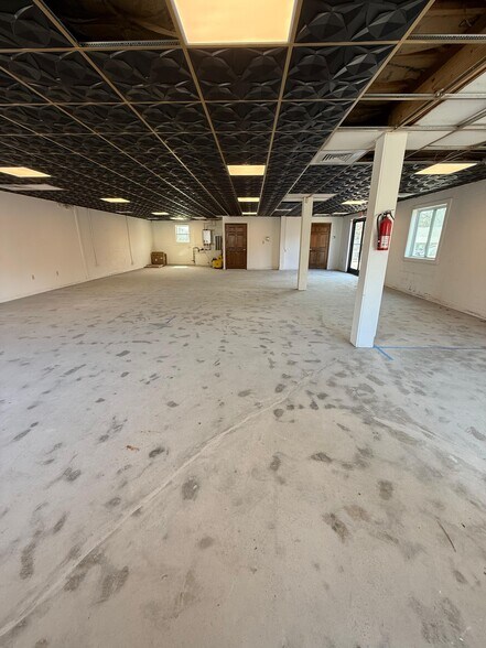 More Photos Of 580 Cornelius St, Hillsborough Freestanding For Sale