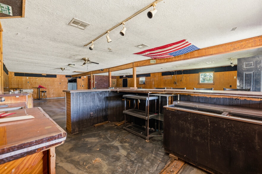More Photos Of 11310 FM 1725 Rd, Cleveland Restaurant For Sale