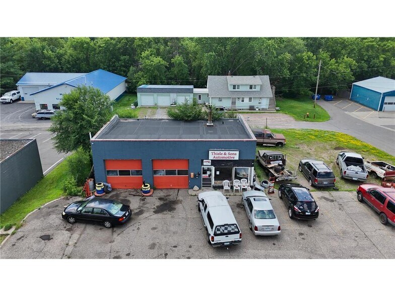 More Photos Of 519 Benton Dr, Sauk Rapids Service Station For Sale