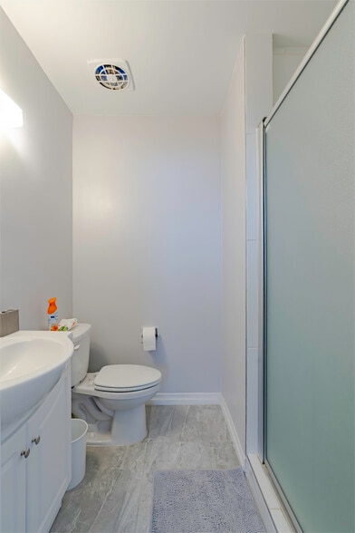 More Photos Of 741 S Hobart Blvd, Los Angeles Apartments For Sale