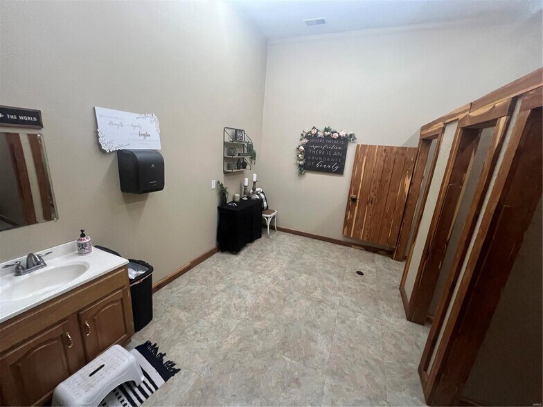 More Photos Of 3370 Highway O, Park Hills Religious Facility For Sale