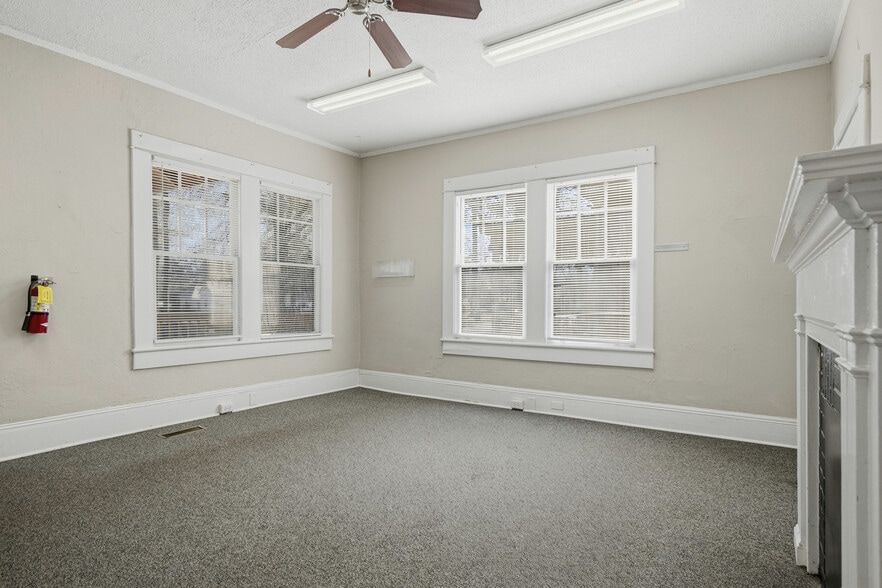 More Photos Of 615 Barlow St, Americus Healthcare For Sale