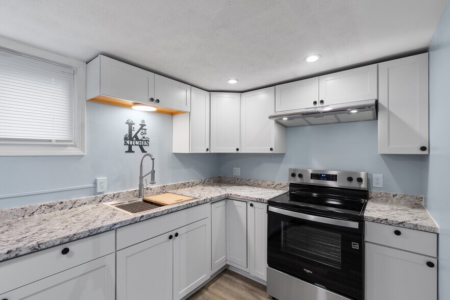 More Photos Of 2017 Fulton Rd NW, Canton Apartments For Sale