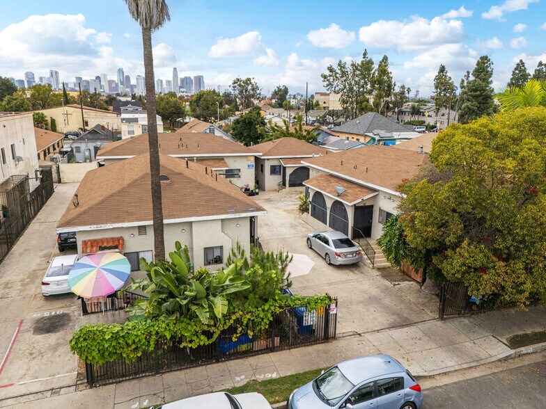 Primary Photo Of 917 E 40th Pl, Los Angeles Multifamily For Sale