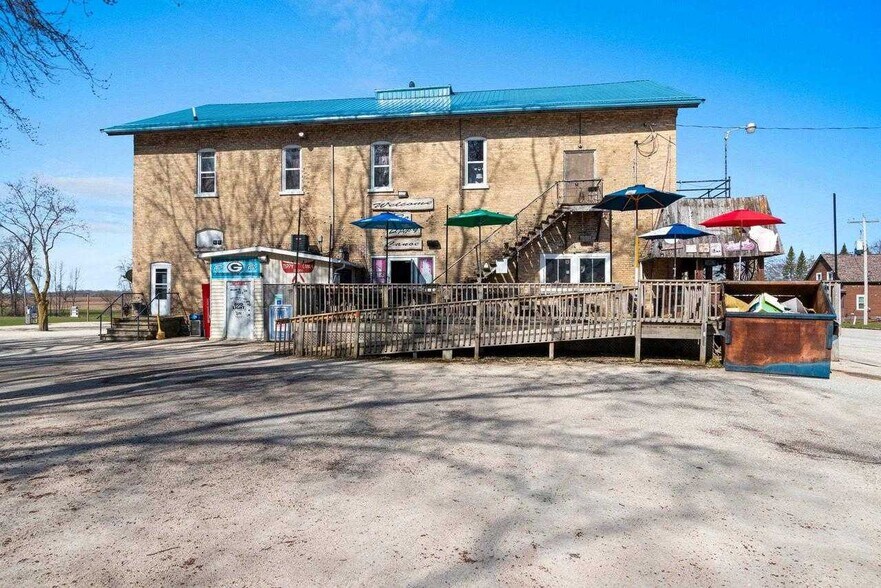 More Photos Of E3261 County Rd S, Casco Sports And Entertainment For Sale