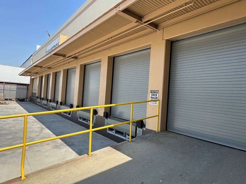 More Photos Of 4395 Ayers Ave, Vernon Refrigeration Cold Storage For Lease