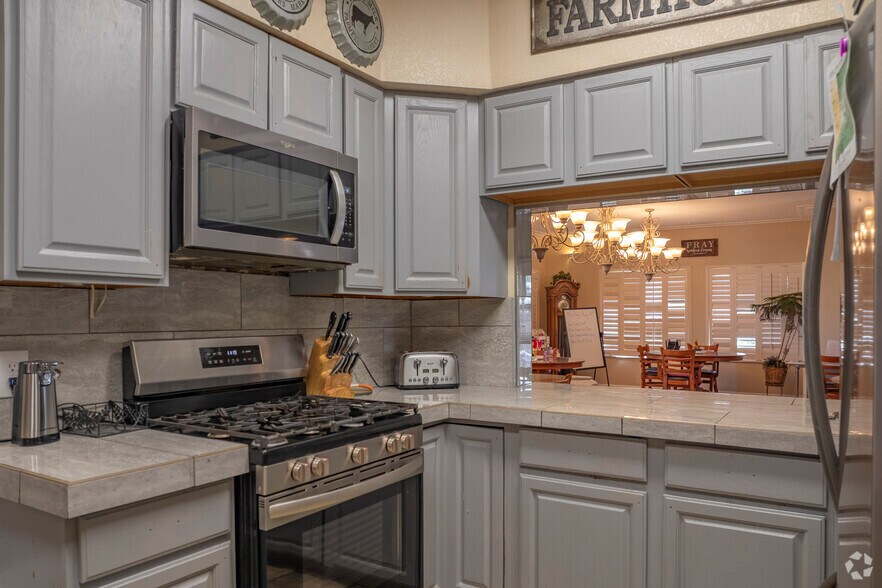 More Photos Of 15 S Ash St, Keenesburg Skilled Nursing Facility For Sale