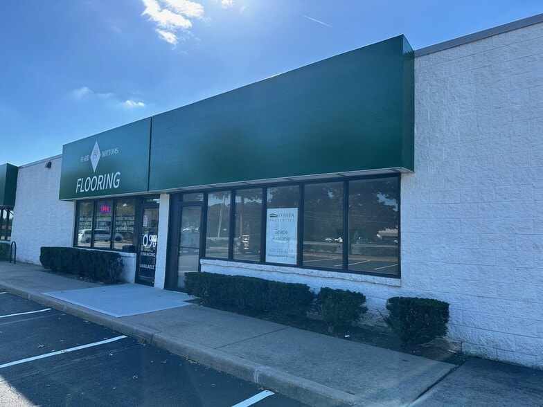 More Photos Of 3600-3606 Veterans Memorial Hwy, Bohemia Freestanding For Lease