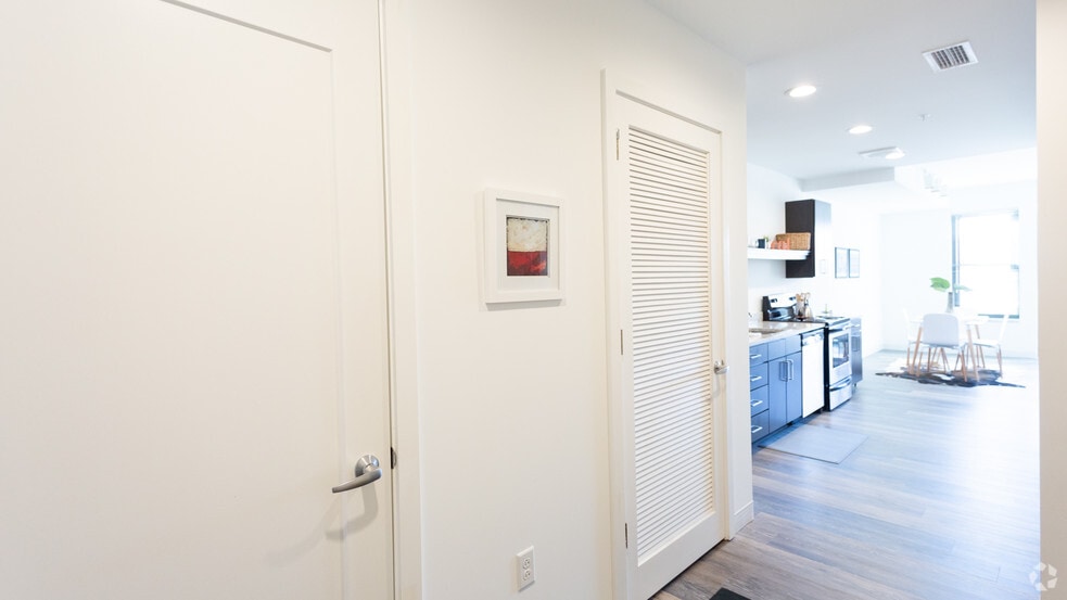 More Photos Of 728 Market St, Chattanooga Apartments For Sale