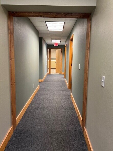 More Photos Of 365 NE Court St, Prineville Medical For Sale