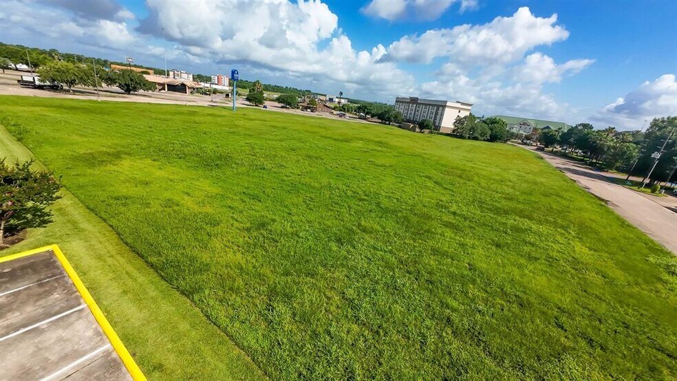 More Photos Of 5365 Clearwater ct, Beaumont Land For Sale