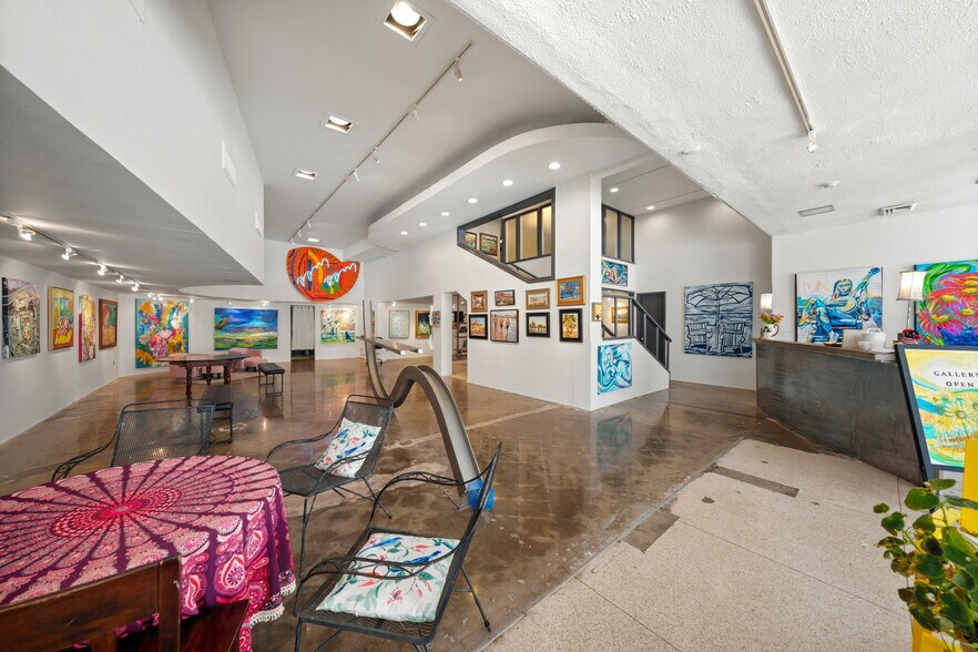 More Photos Of 515 22nd St, Galveston General Retail For Sale
