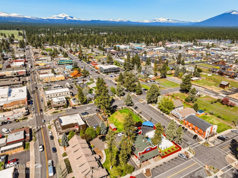 More Photos Of 301 E Main Ave, Sisters Land For Sale