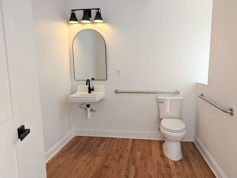 More Photos Of 9 East Ave, Greenville Office Residential For Sale