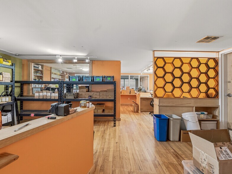 More Photos Of 32 Broadway St, Asheville Storefront Retail Residential For Sale