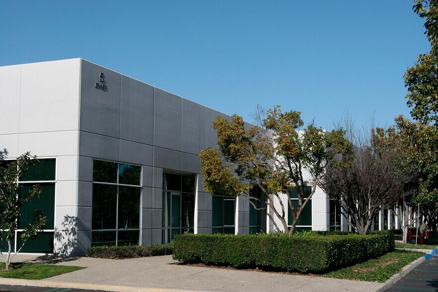 More Photos Of 1 Jenner, Irvine Unknown For Lease