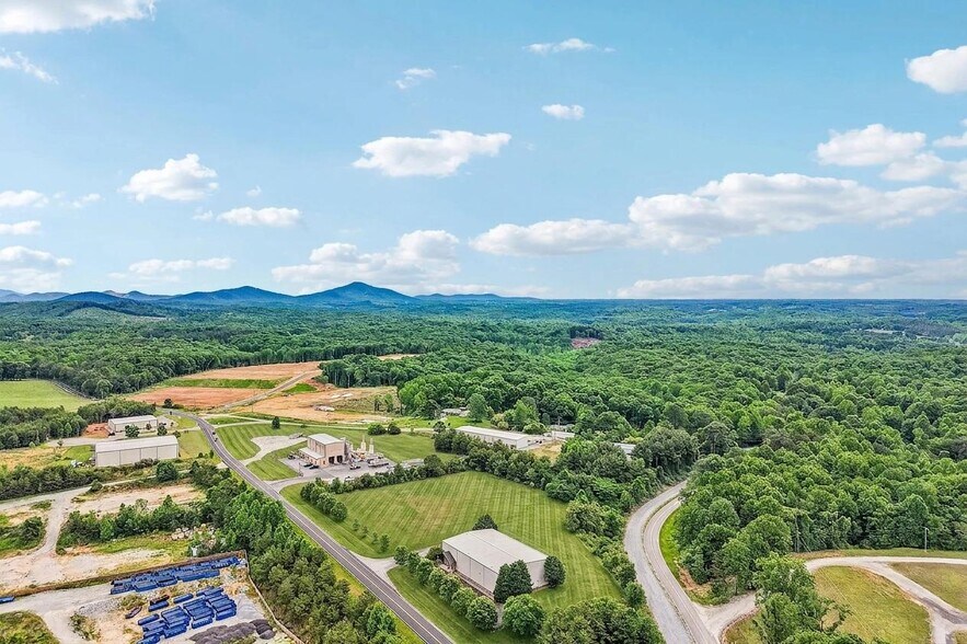 More Photos Of 1972 Red Oak Flats Rd, Dahlonega Warehouse For Sale