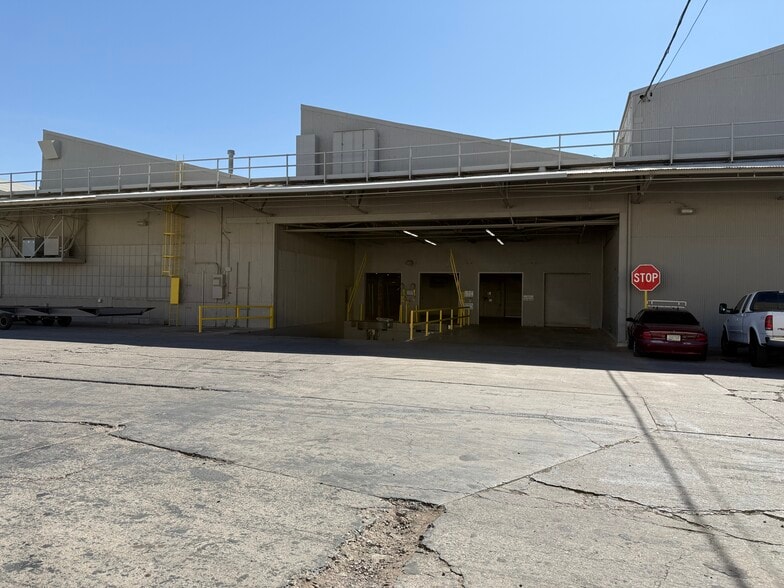 More Photos Of 1300 S Litchfield Rd, Goodyear Unknown For Lease