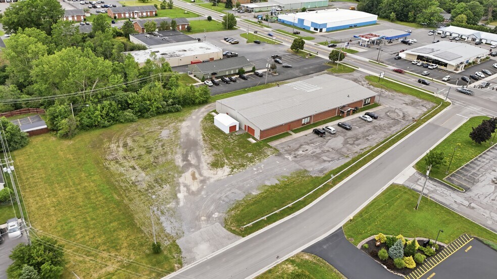 More Photos Of 6614 Lincoln Ave, Lockport Restaurant For Sale