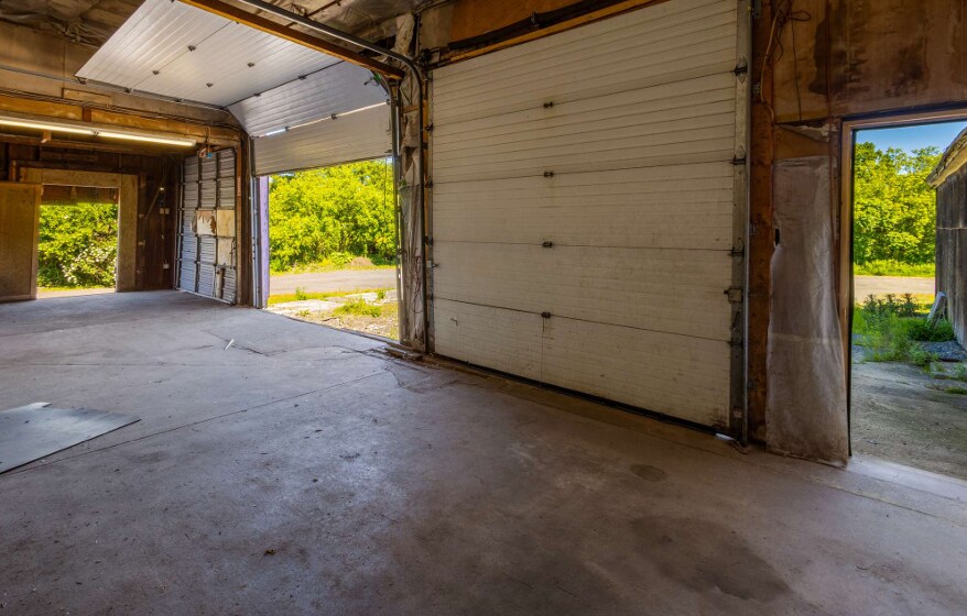 More Photos Of 17 Hayward St, Ipswich Manufacturing For Lease
