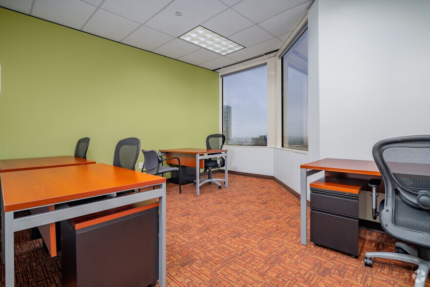 More Photos Of 700 N Saint Marys St, San Antonio Coworking Space