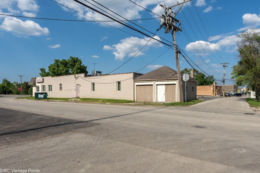 More Photos Of 1219 Ogden Ave, Downers Grove Office For Sale