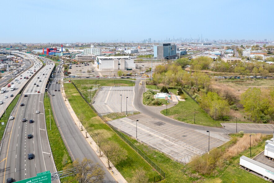 More Photos Of 25-70 Whitestone Expy, Whitestone Land For Lease