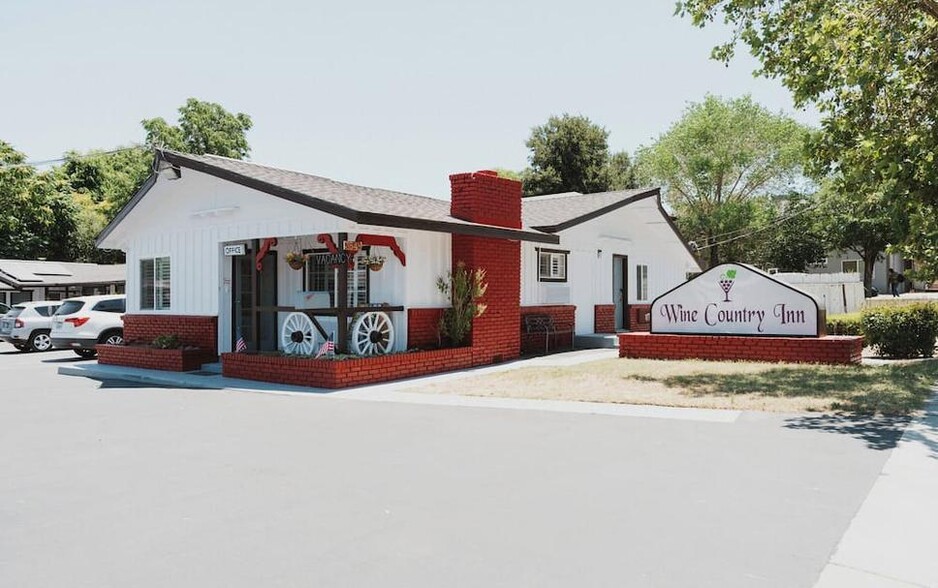 Primary Photo Of 3548 Spring St, Paso Robles Hotel For Sale