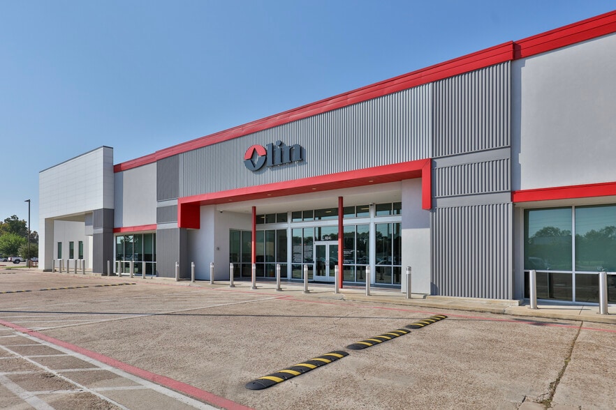 More Photos Of 604 Highway 332, Lake Jackson Office For Sale