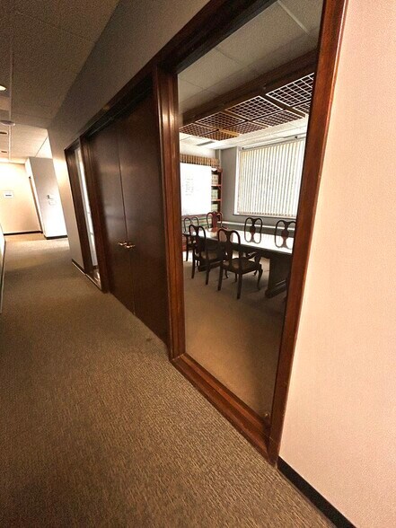 More Photos Of 333 E Ohio St, Indianapolis Medical For Lease