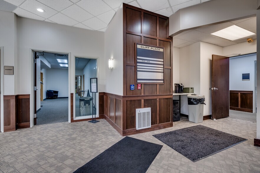 More Photos Of 4555 Erin Dr, Eagan Office For Sale