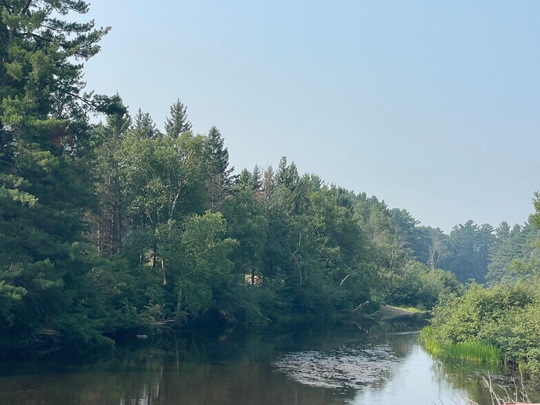 More Photos Of 15115 W Hospital Rd, Hayward Truck Terminal For Sale