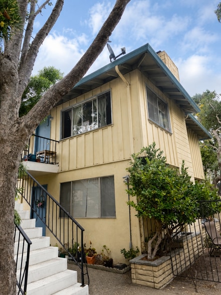 More Photos Of 818 Sunset Dr, Pacific Grove Apartments For Sale