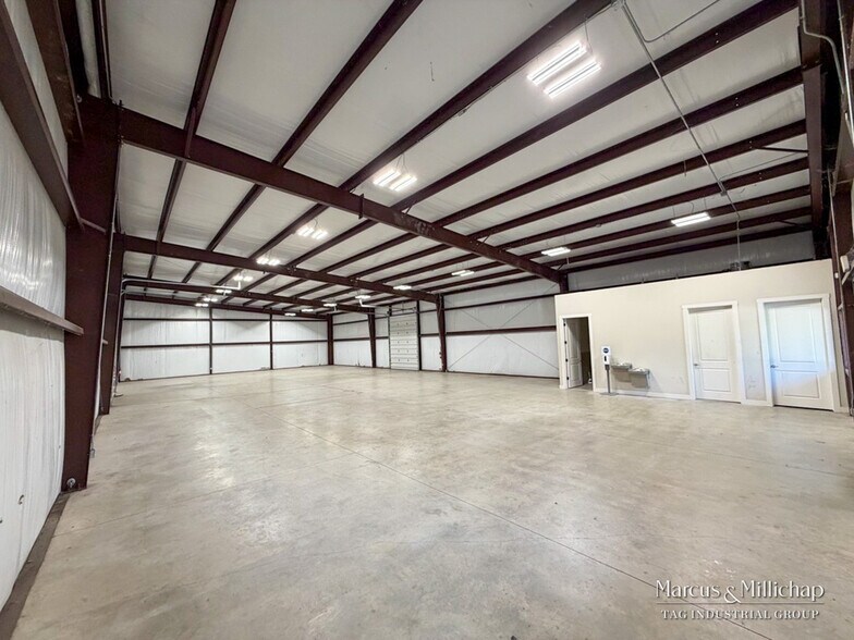 More Photos Of 3275-3285 Springer Ln, Rockwall Warehouse For Sale