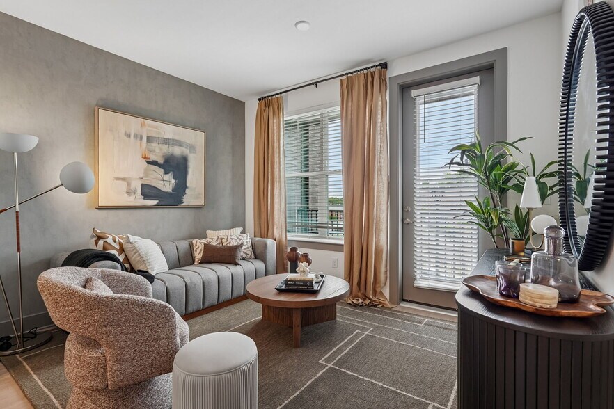 More Photos Of 3558 Elm St, Atlanta Apartments For Lease