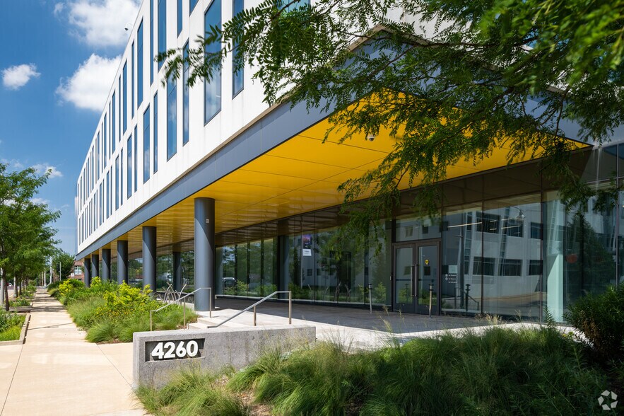 More Photos Of 4260 Forest Park Ave, Saint Louis Office For Sale