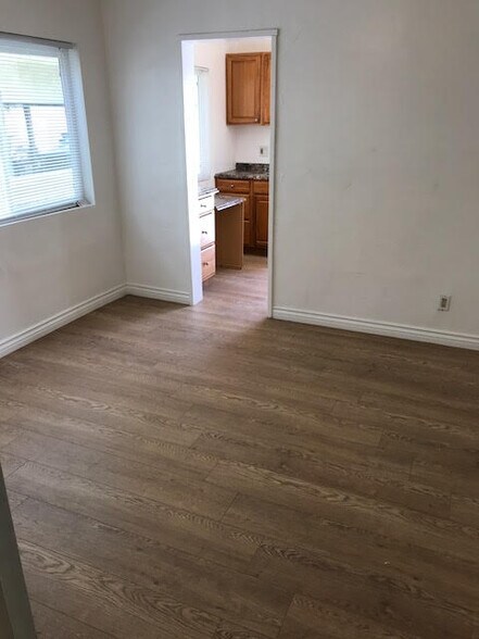 More Photos Of 4533 Saturn St, Los Angeles Apartments For Sale