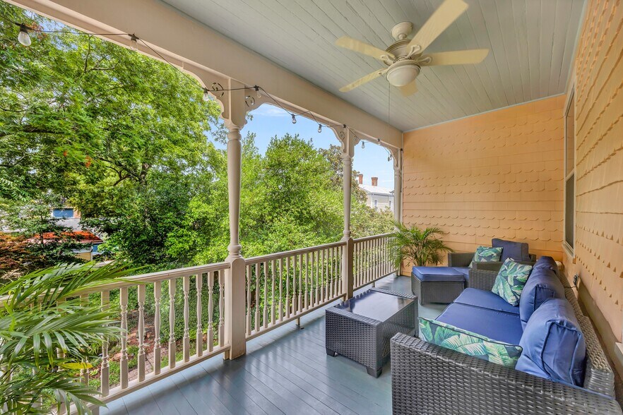More Photos Of 412 S 3rd St, Wilmington Hospitality For Sale