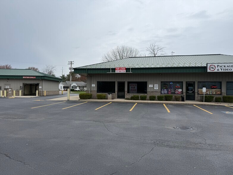 More Photos Of 304 S Obannon St, Raymond Fast Food For Lease