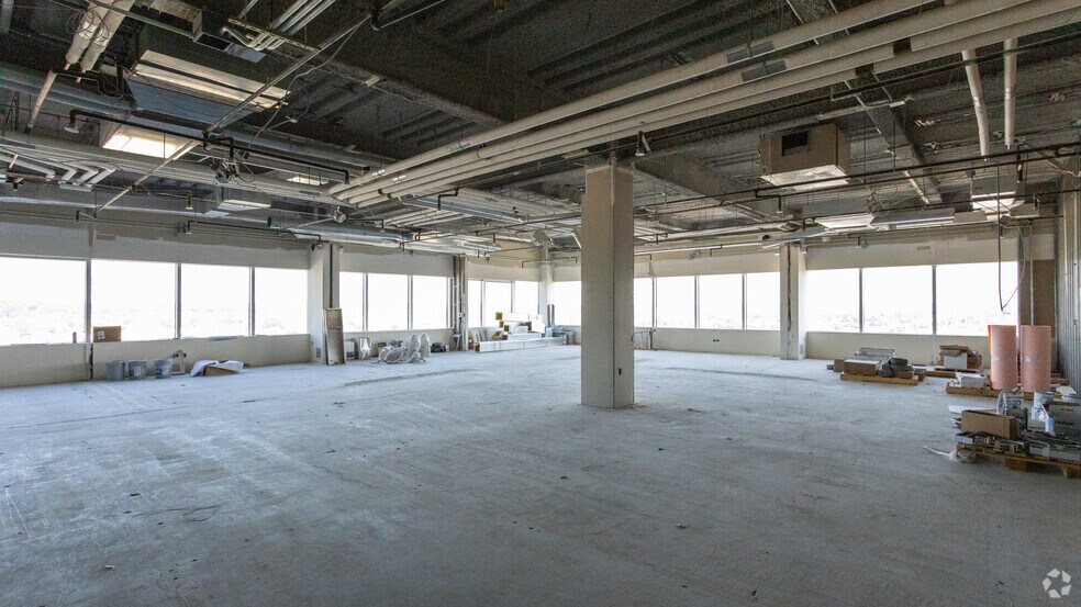 More Photos Of 333 Bridge St NW, Grand Rapids Office For Lease