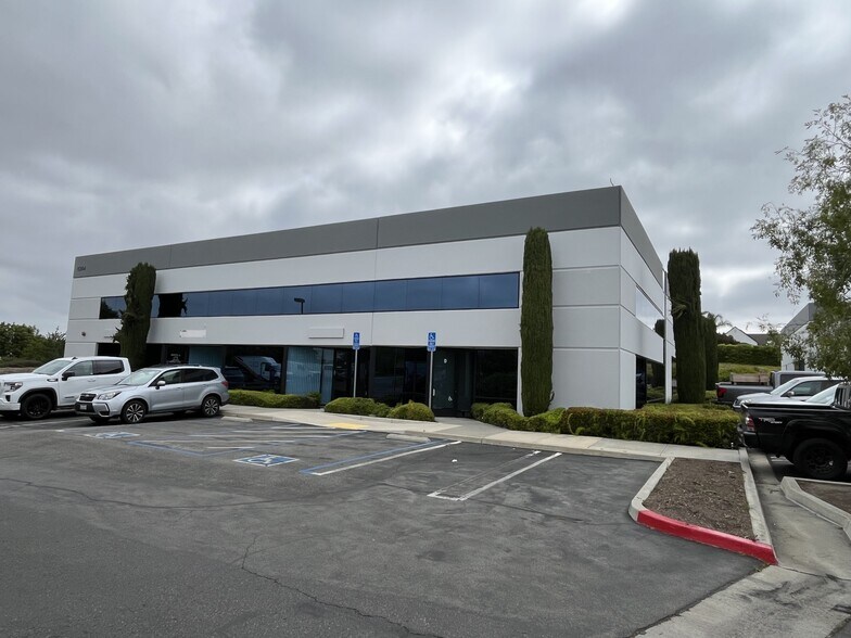 Primary Photo Of 1384 Poinsettia Ave, Vista Manufacturing For Lease