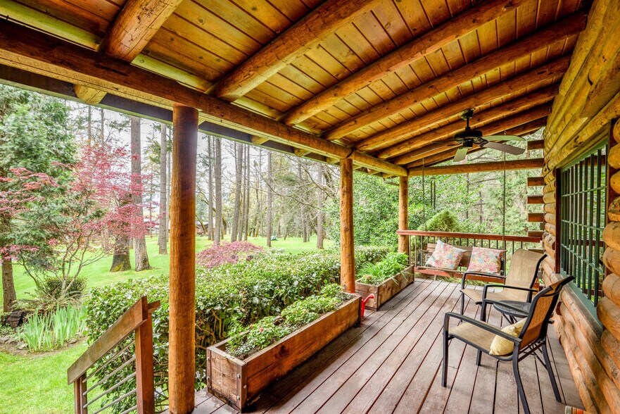 More Photos Of 818 Slagle Creek Rd, Grants Pass Winery Vineyard For Sale