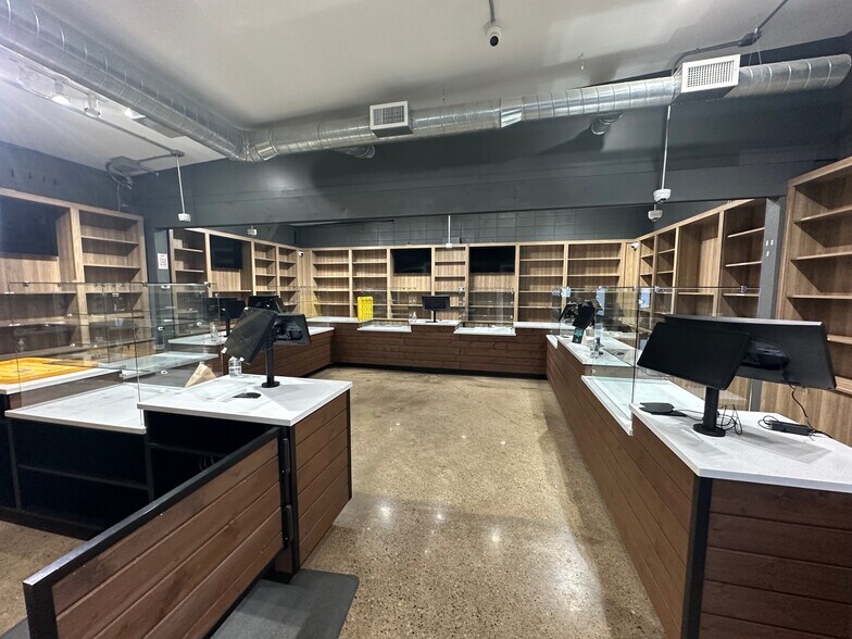 More Photos Of 8991 Hudson Rd, Pittsford Convenience Store For Sale