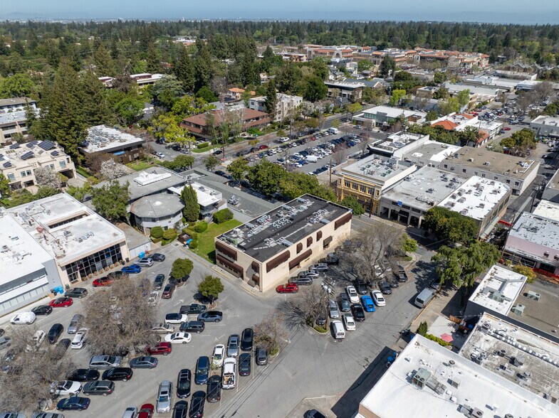 More Photos Of 1143 Crane St, Menlo Park Office For Lease